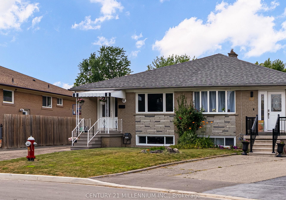 44-sanford-crescent-brampton-ontario-w12293410