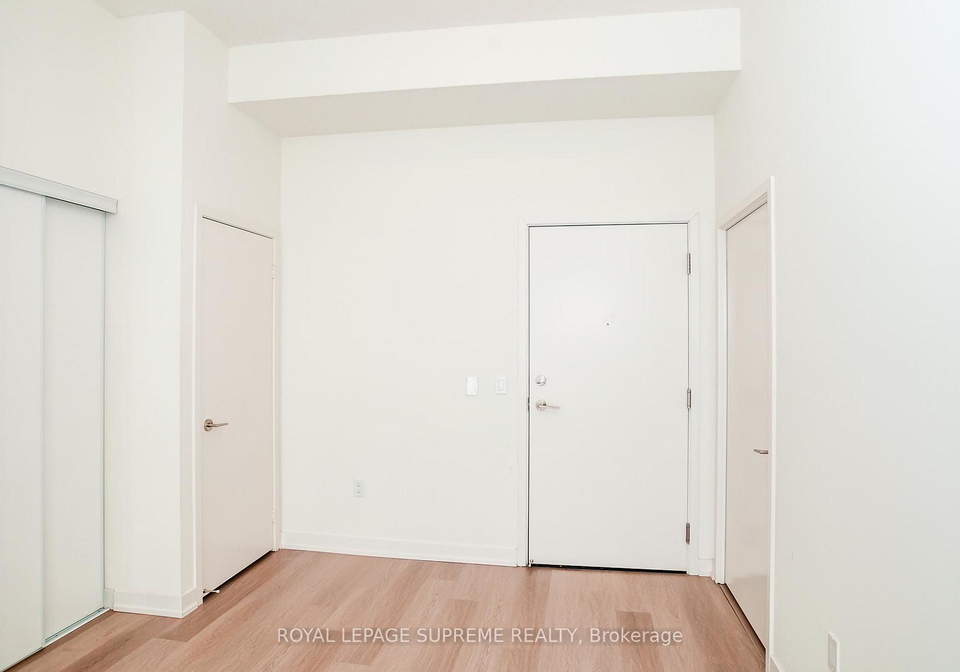 859-the-queensway-na-etobicoke-ontario-w12293418