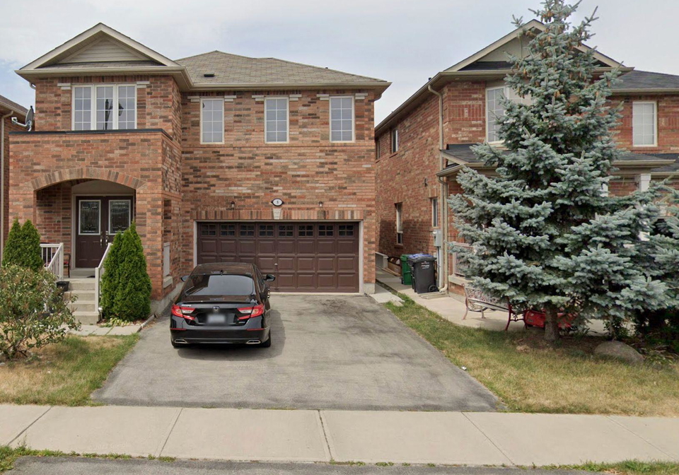 8-dawes-road-brampton-ontario-w12293485
