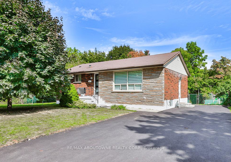 419-erindale-drive-burlington-ontario-w12293639
