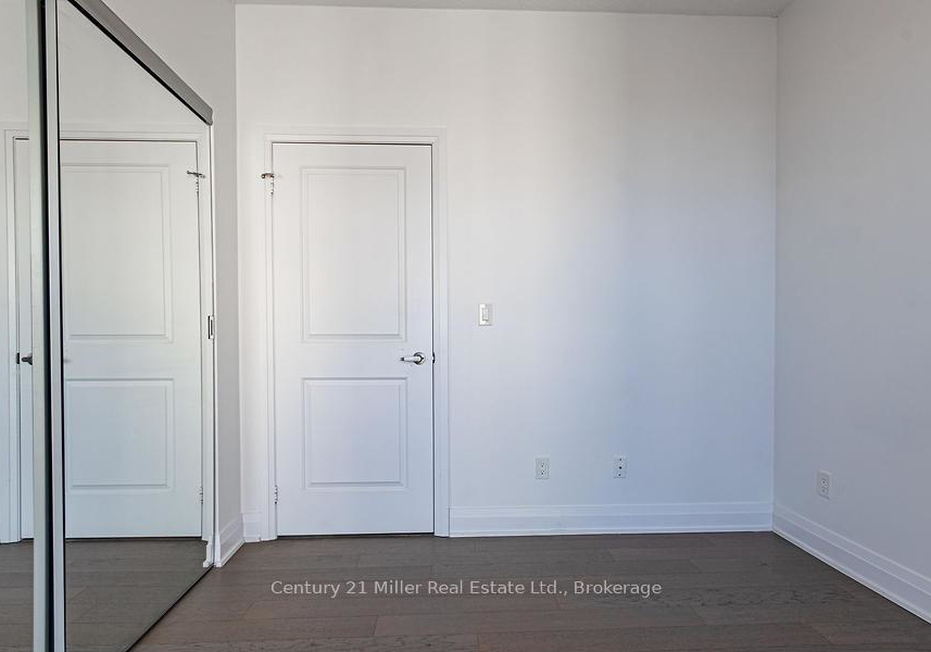 55-speers-road-oakville-ontario-w12293655