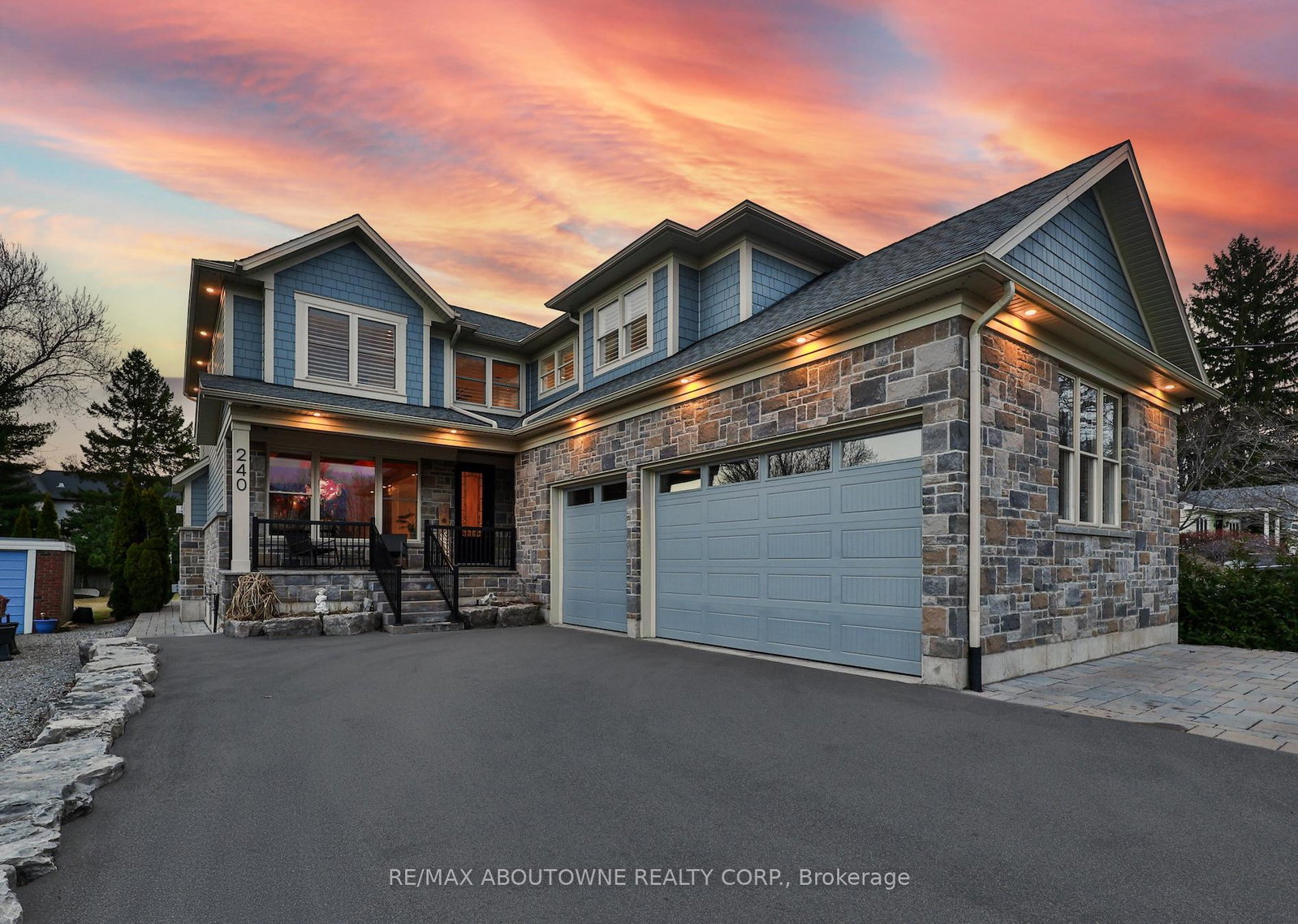 240-pine-cove-road-burlington-ontario-w12293675