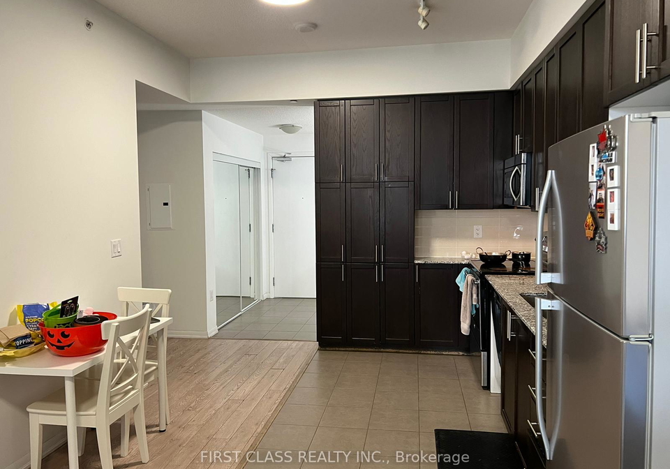 830-lawrence-avenue-w-w-north-york-ontario-w12294476