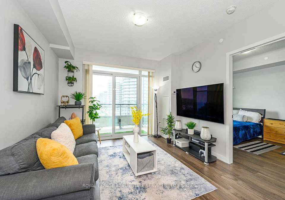 2560-eglinton-avenue-w-w-mississauga-ontario-w12294547