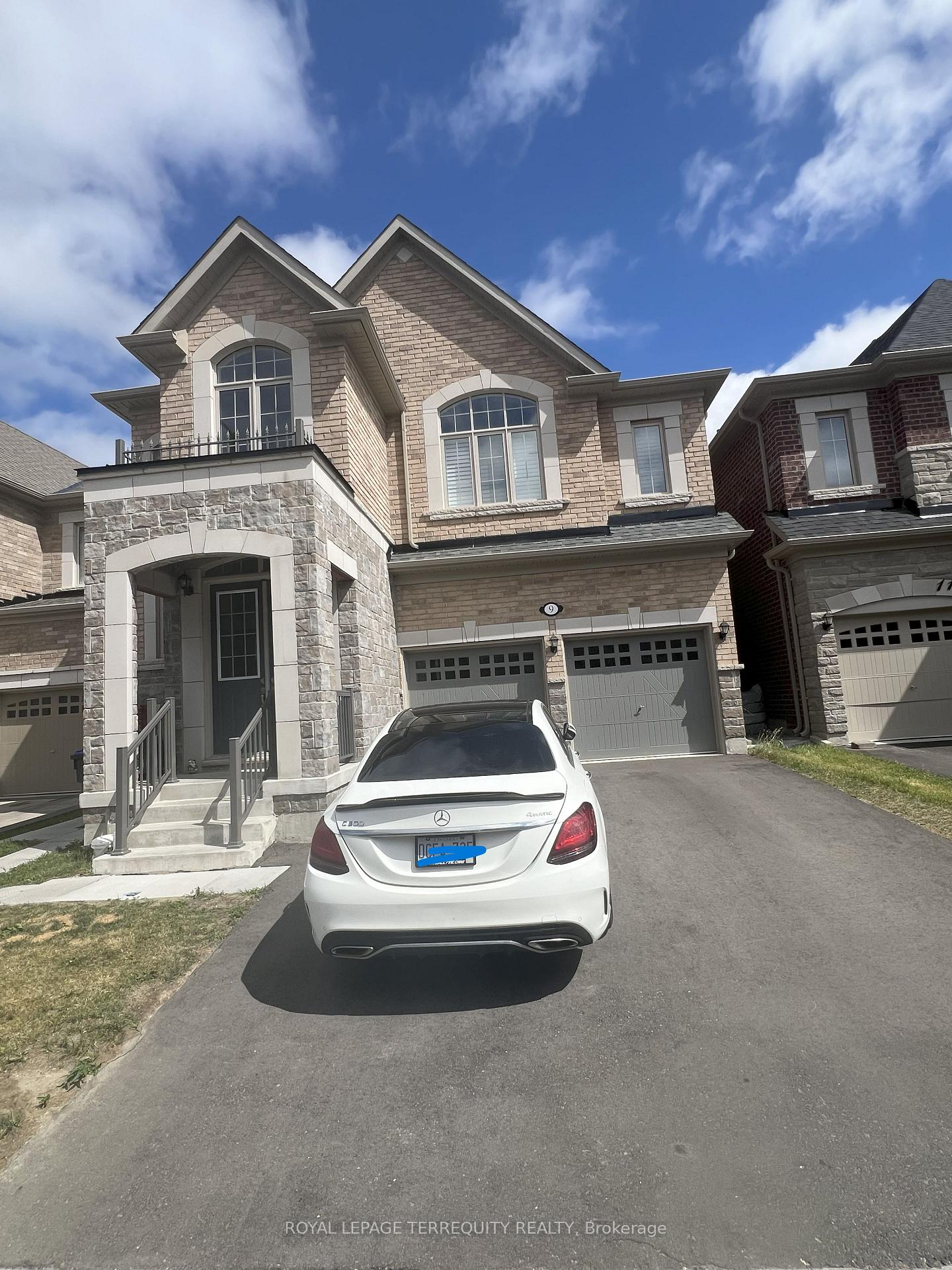 9-junior-road-brampton-ontario-w12294877