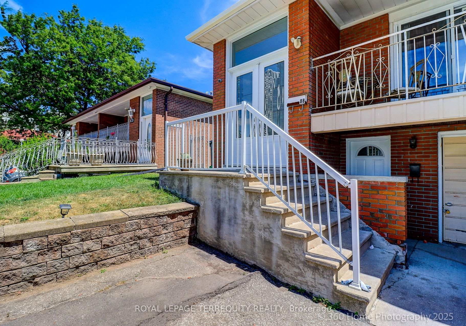 88-central-parkway-w-w-mississauga-ontario-w12295041