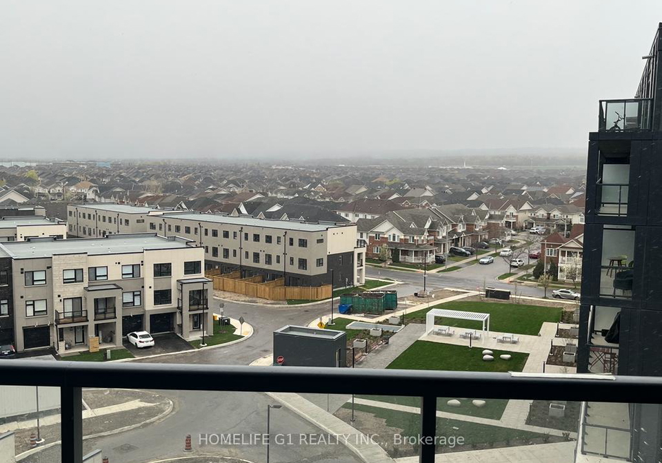 3200-dakota-common-route-burlington-ontario-w12295126