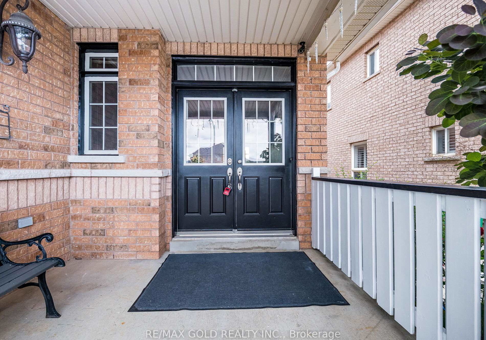 37-alice-springs-crescent-brampton-ontario-w12295610