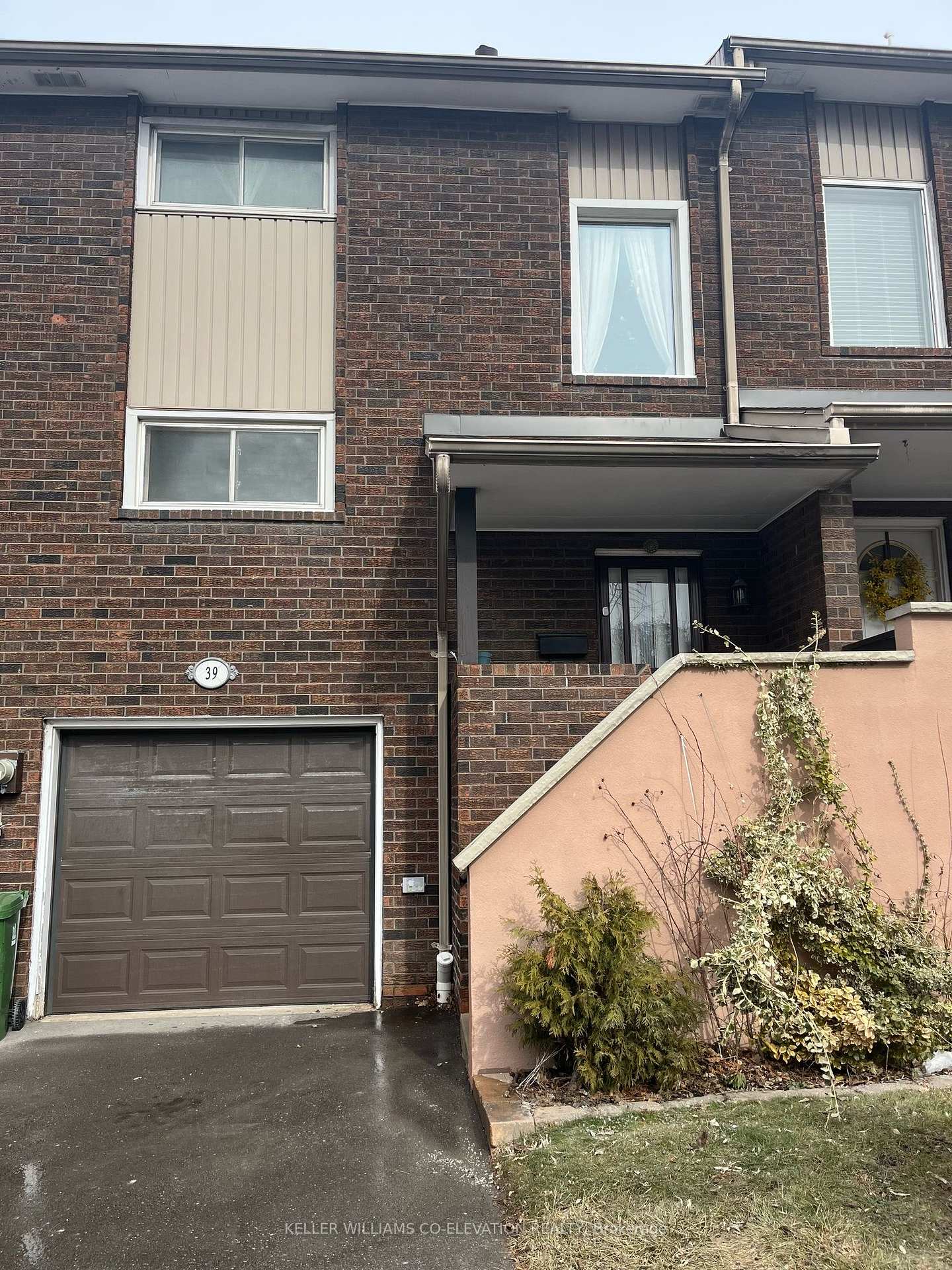 39-permfield-path-etobicoke-ontario-w12295731
