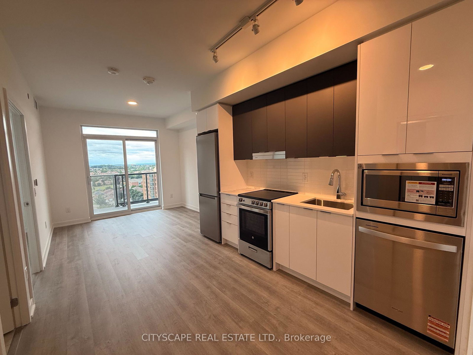 5105-hurontario-street-mississauga-ontario-w12295877