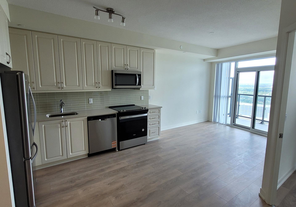 38-annie-craig-drive-etobicoke-ontario-w12295913