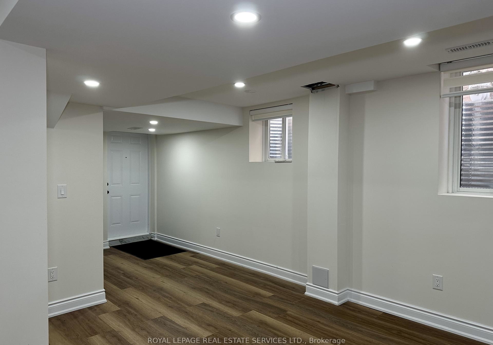 4573-crosswinds-drive-mississauga-ontario-w12295951