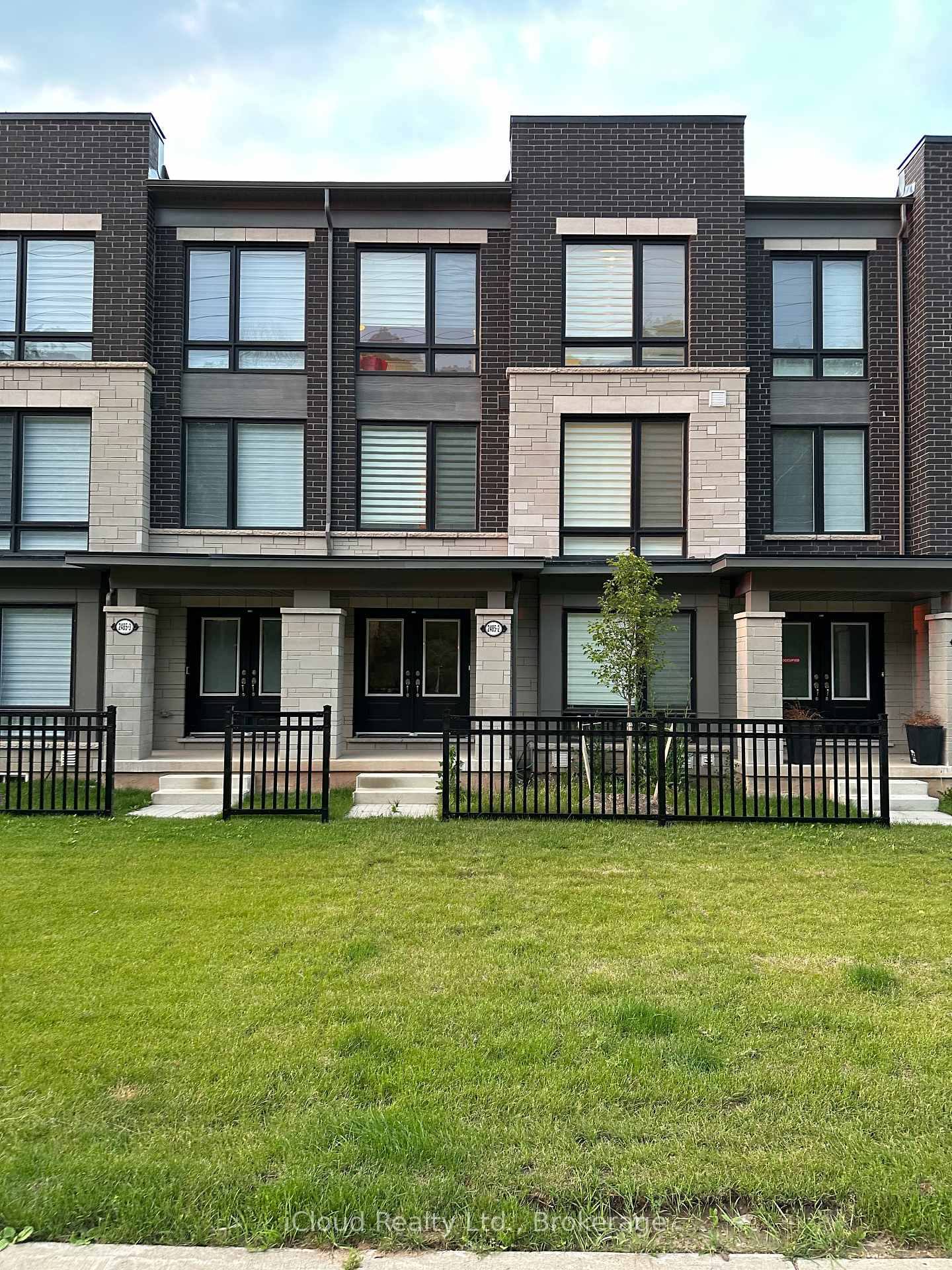 2485-badger-crescent-oakville-ontario-w12296131