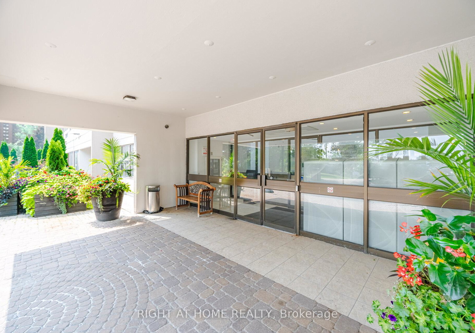 1580-valley-boulevard-mississauga-ontario-w12296190