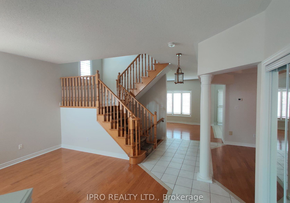 693-novo-star-drive-mississauga-ontario-w12296549