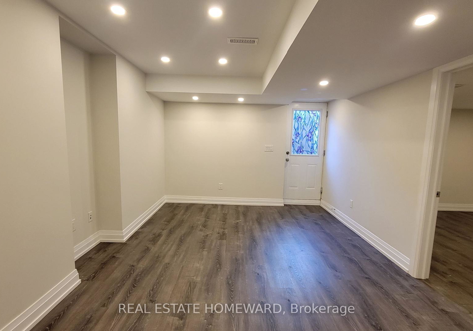 6-hammerhead-road-brampton-ontario-w12296679