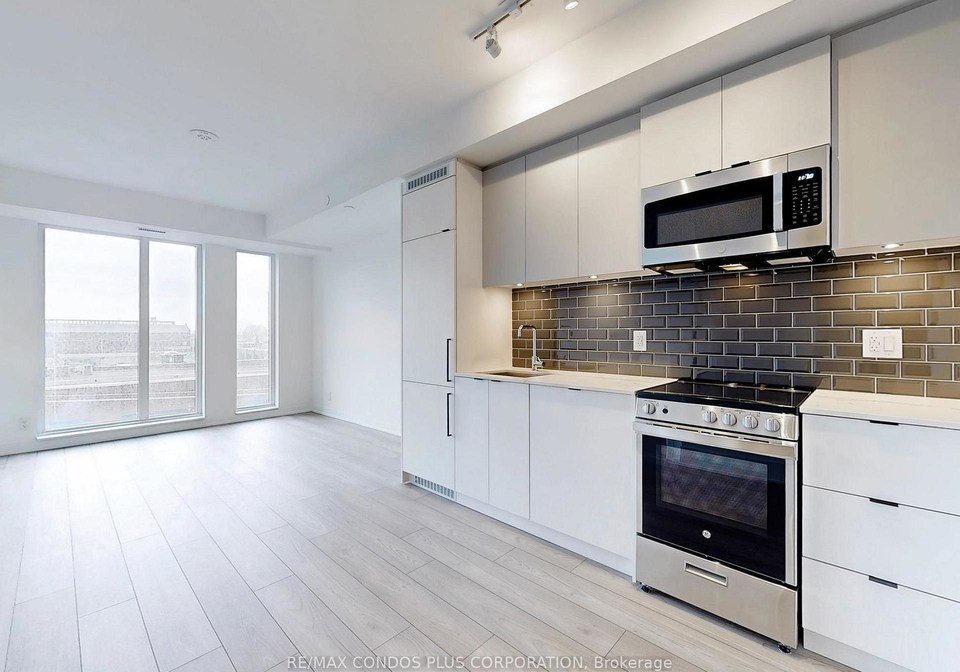 285-dufferin-street-toronto-ontario-w12296782