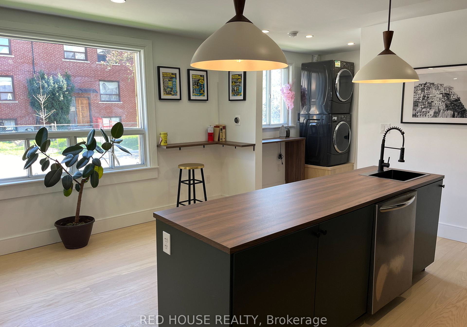 2-hilldale-road-toronto-ontario-w12296849
