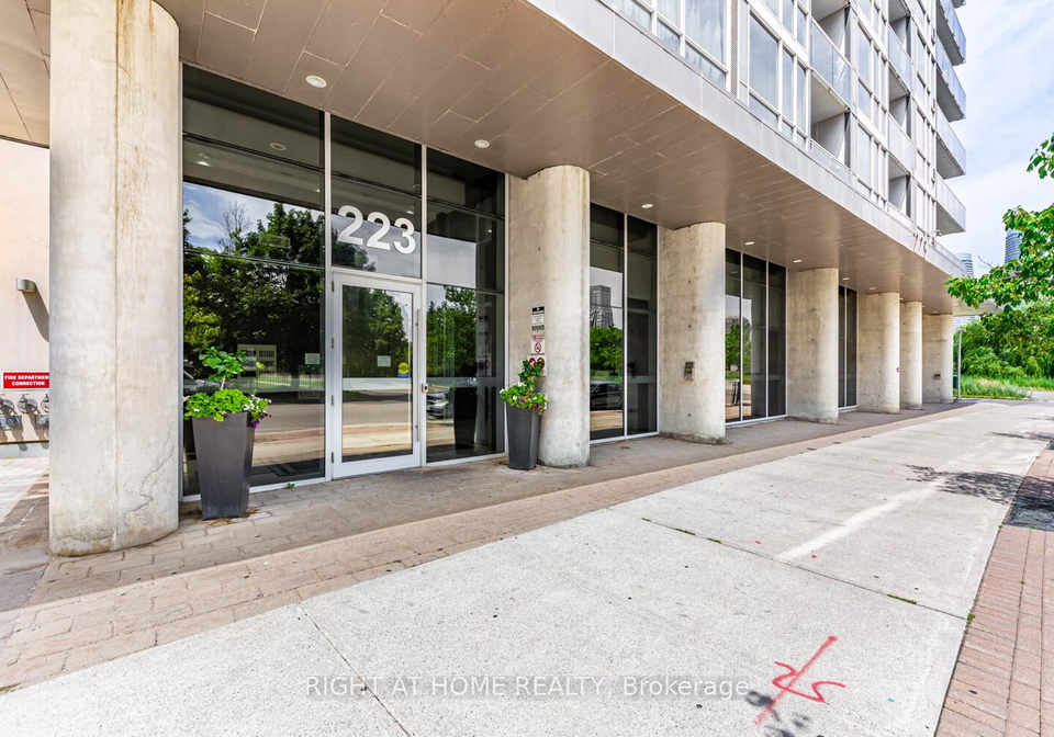 223-webb-drive-mississauga-ontario-w12297005