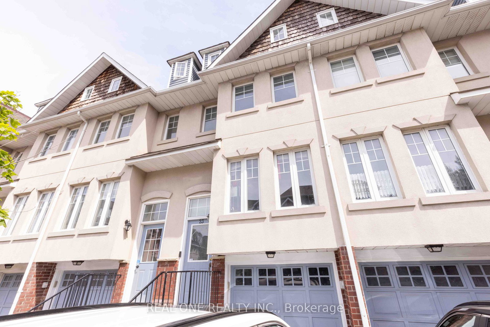 840-dundas-street-w-w-mississauga-ontario-w12297032
