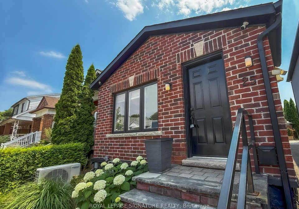 25-belgravia-avenue-north-york-ontario-w12297196
