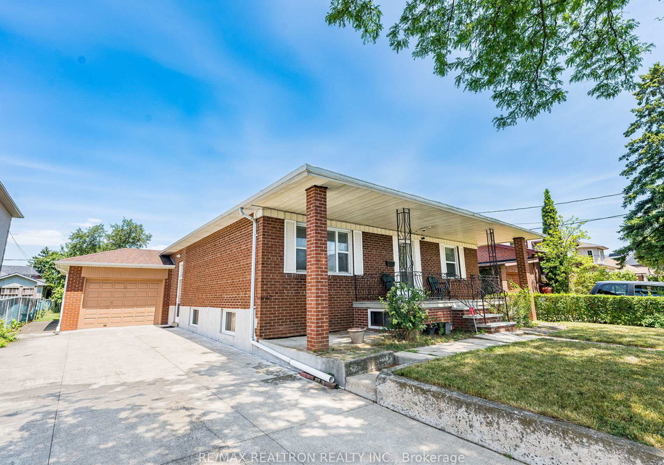 736-glengrove-avenue-north-york-ontario-w12297368