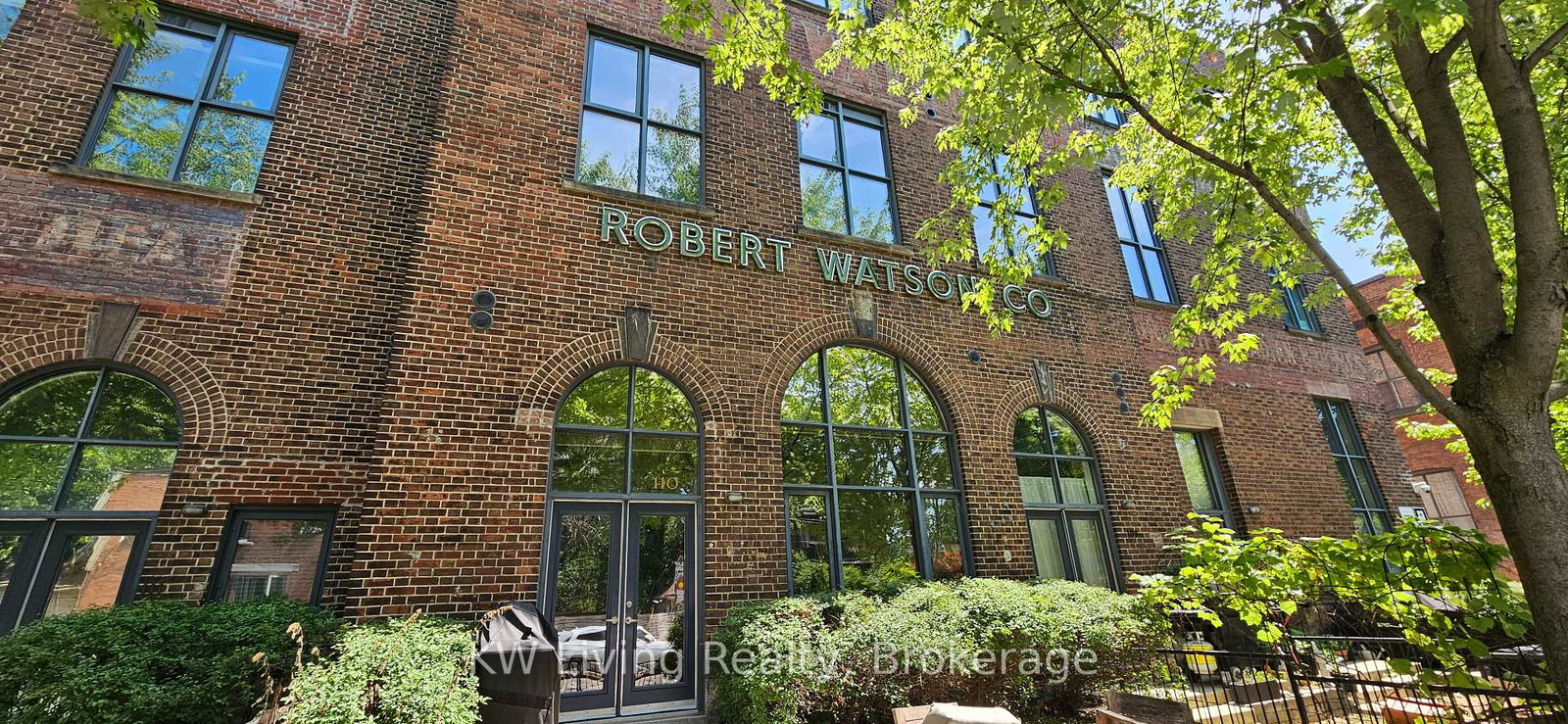 363-sorauren-avenue-toronto-ontario-w12297389