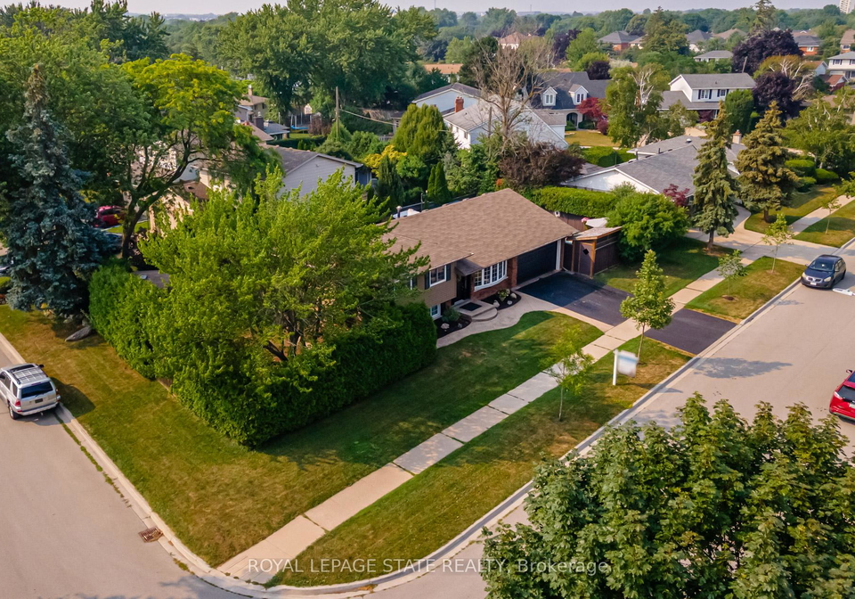 4379-kerry-drive-w-w-burlington-ontario-w12297768