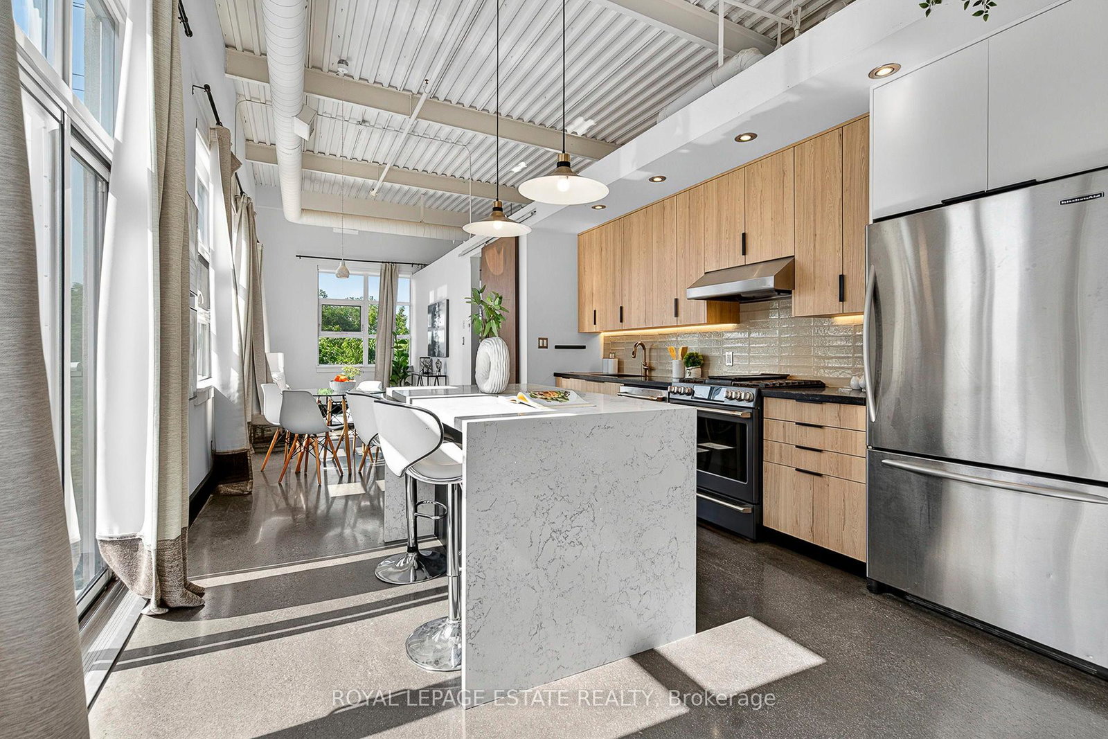 550-hopewell-avenue-north-york-ontario-w12297872