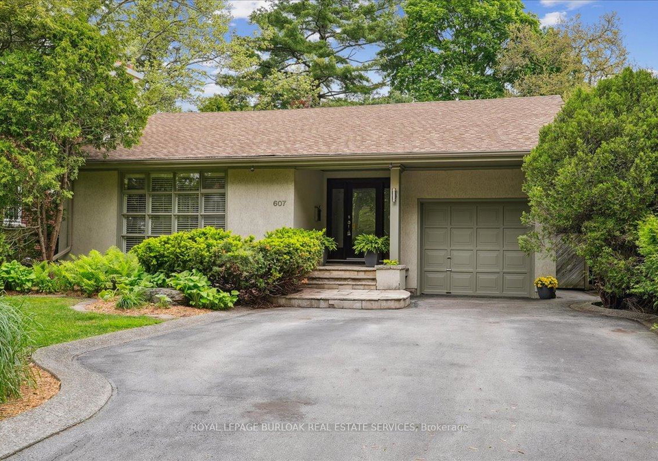 607-hurd-avenue-burlington-ontario-w12297900