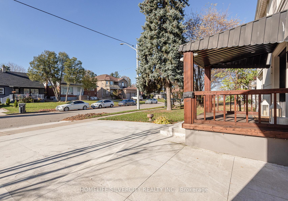 32-sledman-street-mississauga-ontario-w12297958