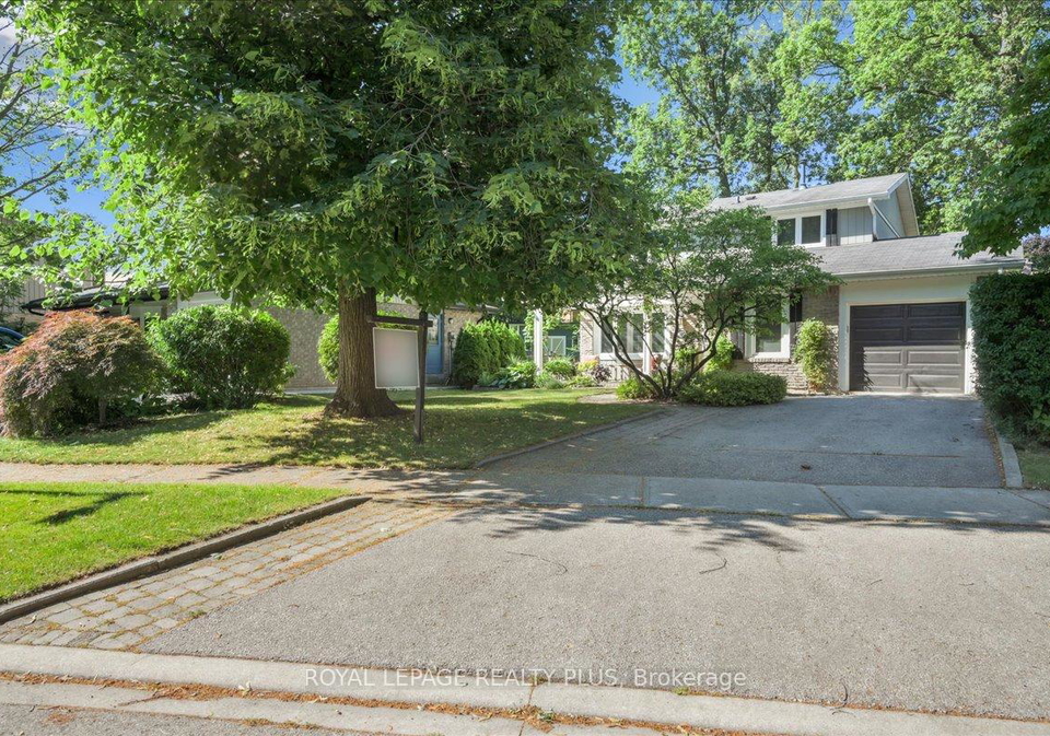 3413-autumnleaf-crescent-mississauga-ontario-w12298188