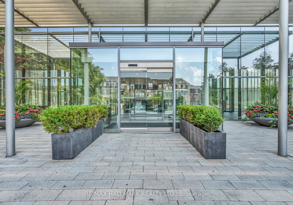 105-the-queensway-avenue-toronto-ontario-w12298244