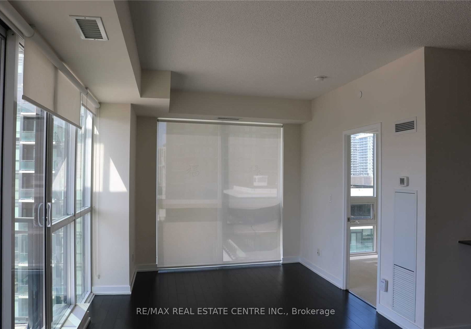 510-curran-place-mississauga-ontario-w12298430