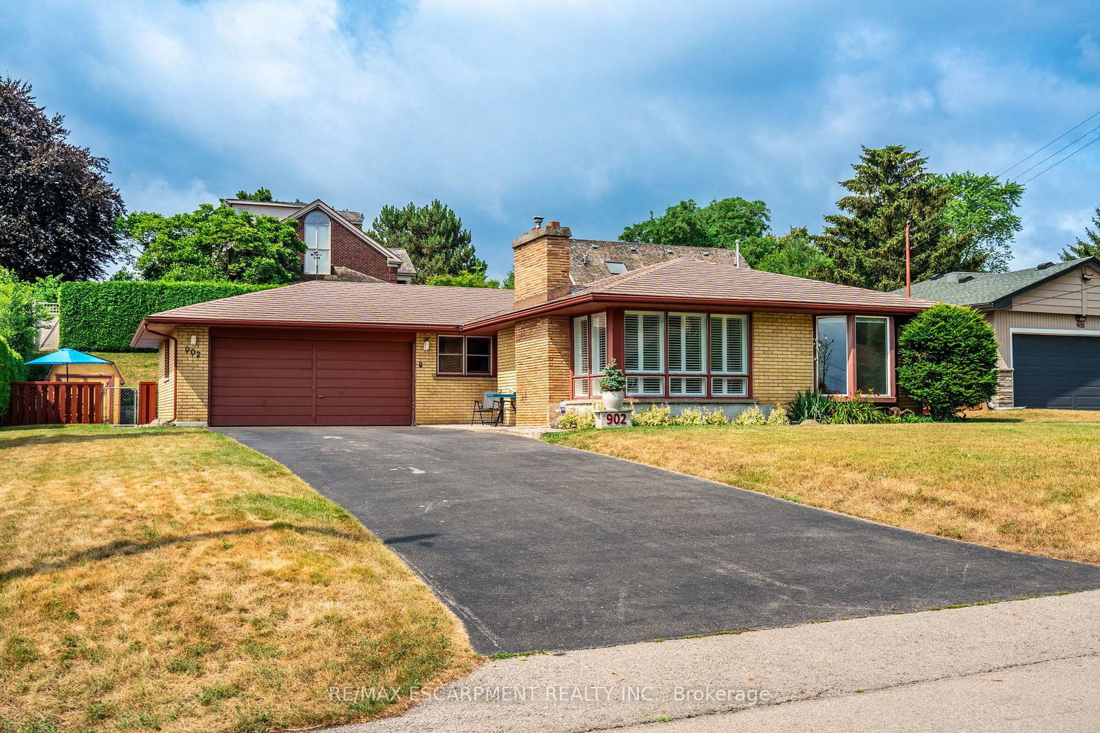 902-north-shore-boulevard-w-w-burlington-ontario-w12298482