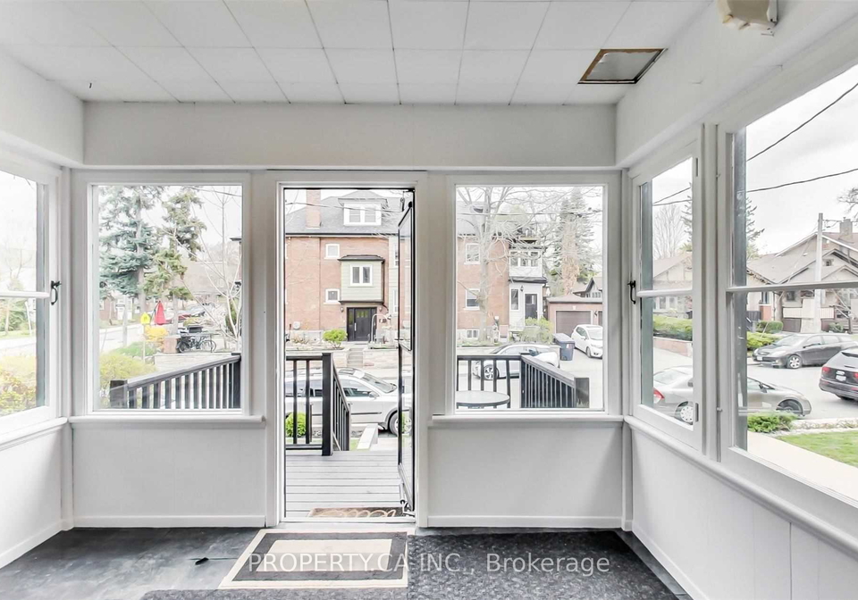 9-fairview-avenue-toronto-ontario-w12298651