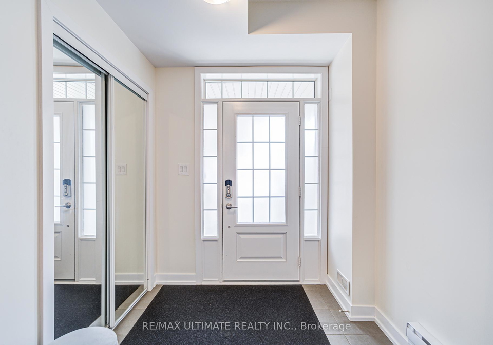 401-grantham-common-oakville-ontario-w12299162