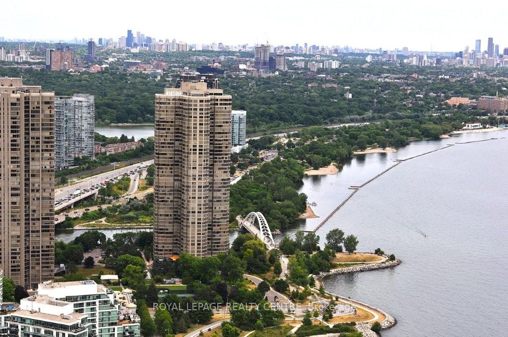 38-annie-craig-drive-etobicoke-ontario-w12299447