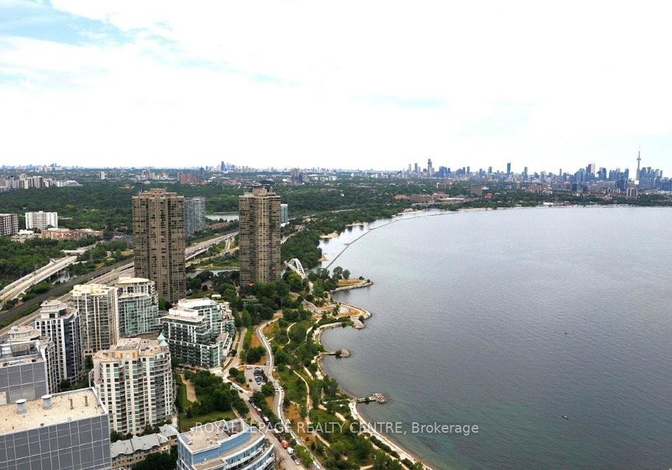 38-annie-craig-drive-etobicoke-ontario-w12299447