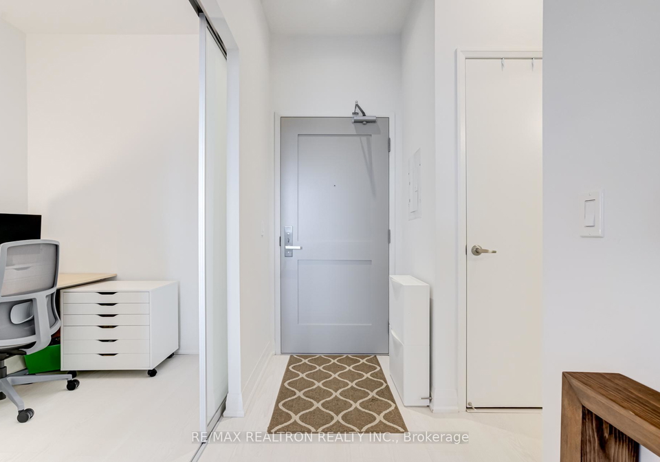10-gibbs-road-etobicoke-ontario-w12299511