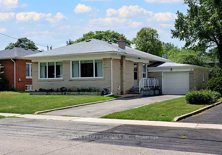 10-golfwood-heights-etobicoke-ontario-w12299565