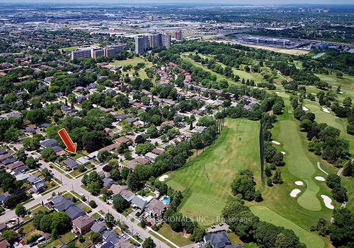 10-golfwood-heights-etobicoke-ontario-w12299565