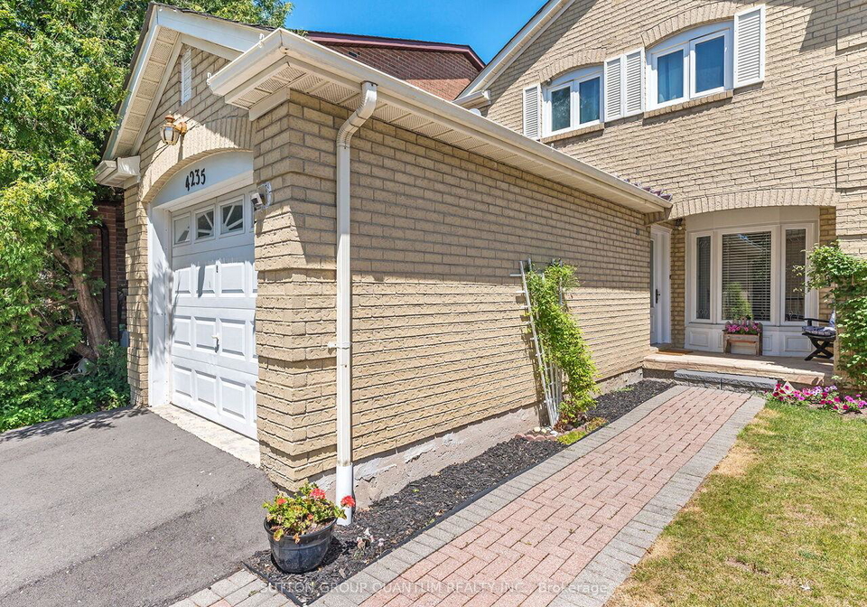 4235-sawmill-valley-drive-mississauga-ontario-w12299663