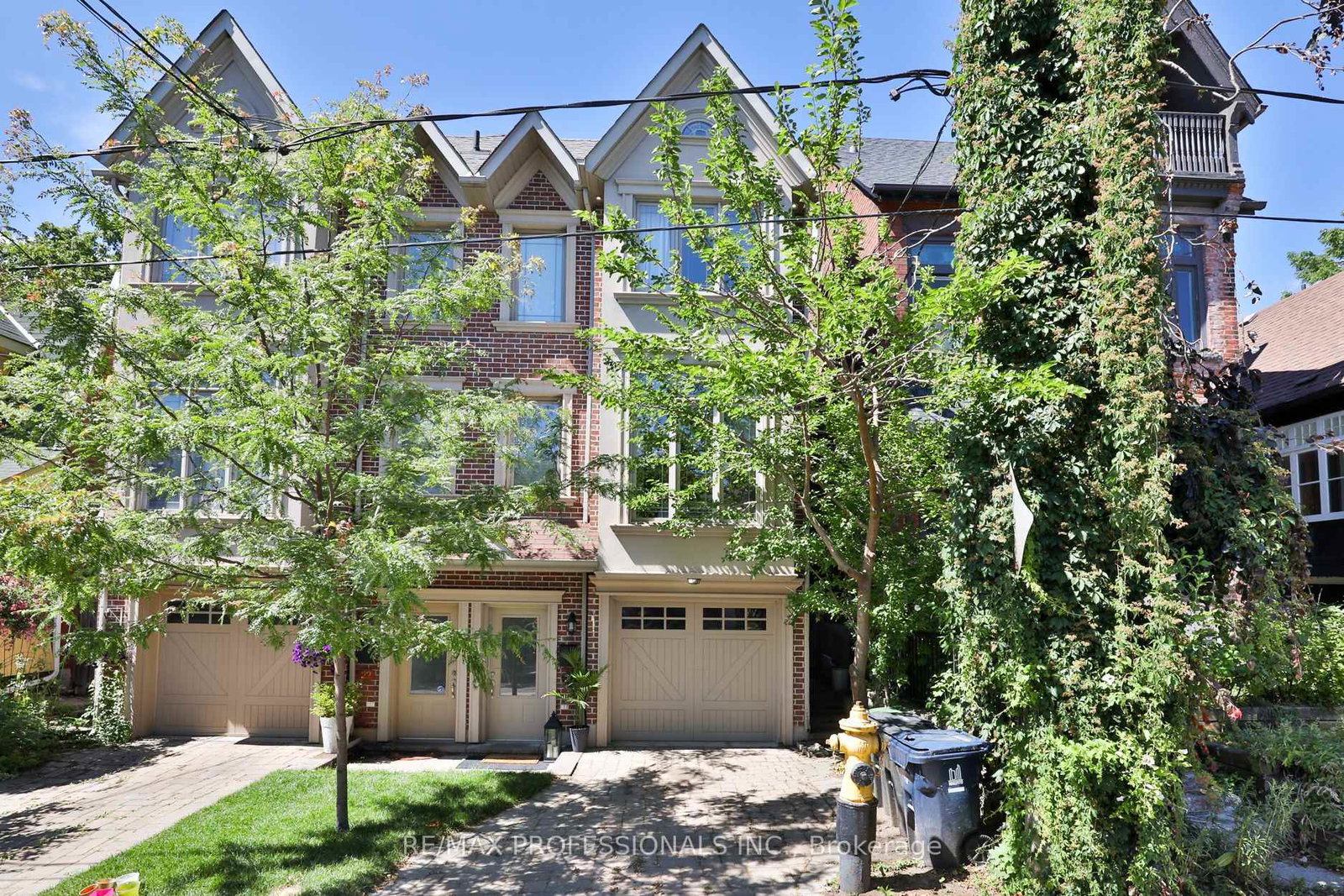 20-grafton-avenue-toronto-ontario-w12299725