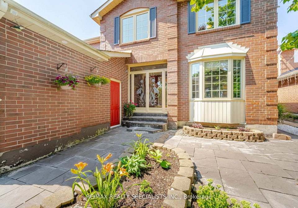6576-millers-grove-mississauga-ontario-w12299774