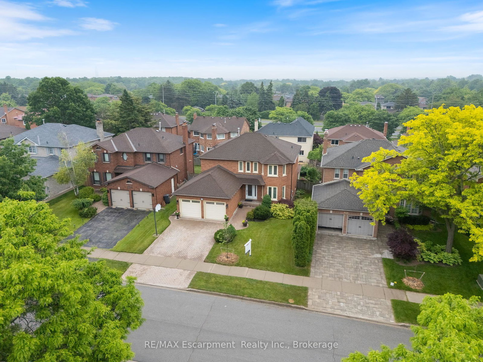 1220-grandview-drive-oakville-ontario-w12299923