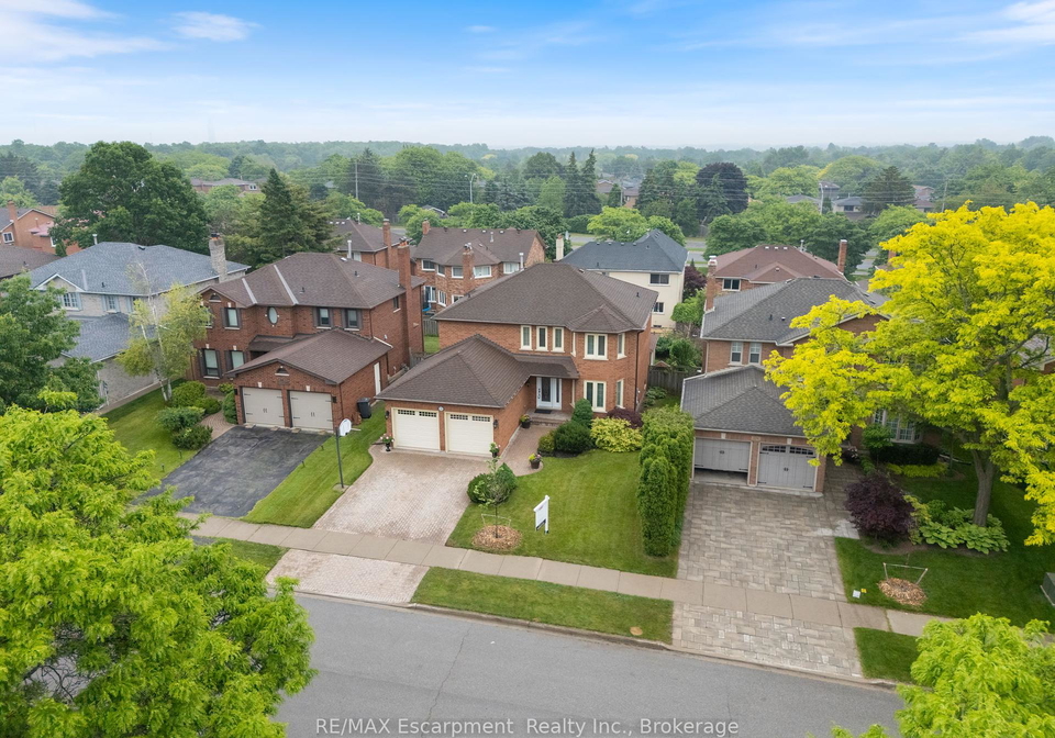 1220-grandview-drive-oakville-ontario-w12299923