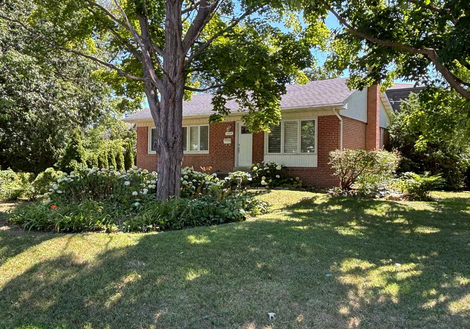 1434-constance-drive-oakville-ontario-w12300349