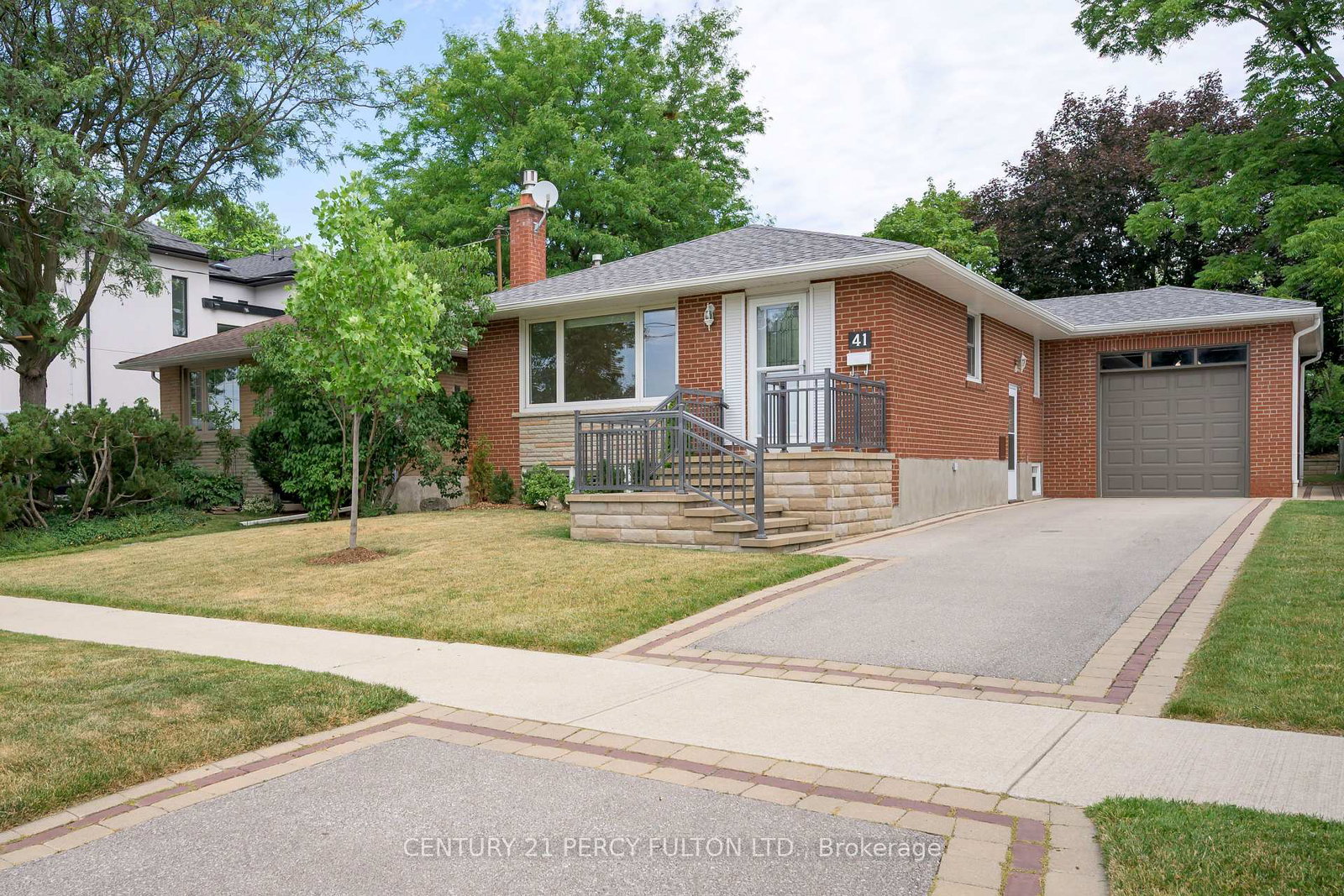 41-archerhill-drive-etobicoke-ontario-w12300371