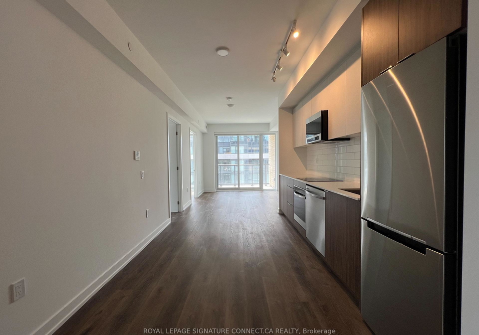 880-the-queensway-na-etobicoke-ontario-w12300479